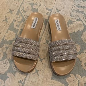BEAUTIFUL Steve Madden sandals